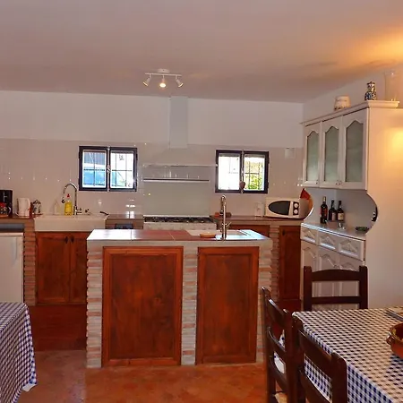 Villa Luxurious In With Swimming Pool