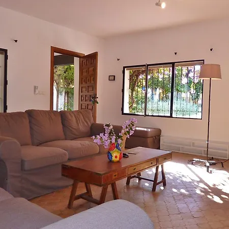 Luxurious In With Swimming Pool Villa