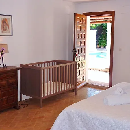 Willa Luxurious In With Swimming Pool *